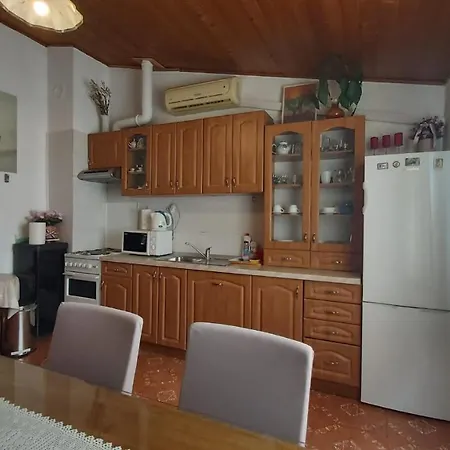 Apartman Vjeko Baška Voda Exterior foto
