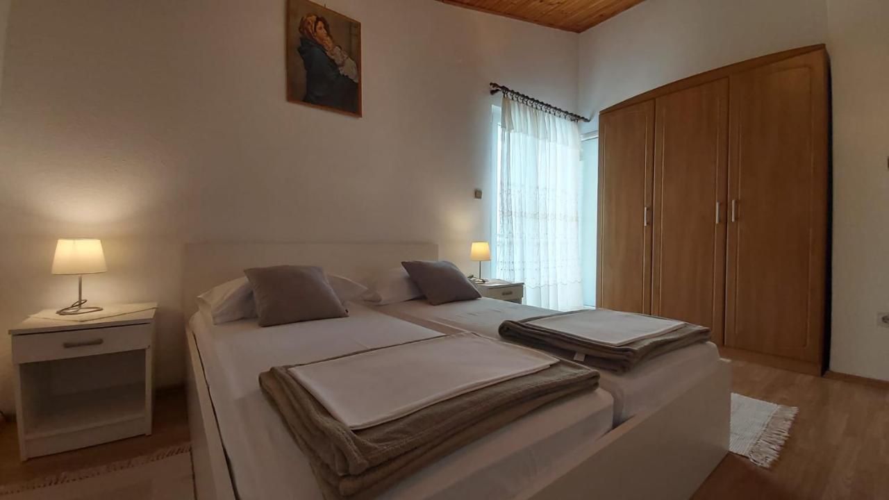 Apartment Vjeko Baska Voda